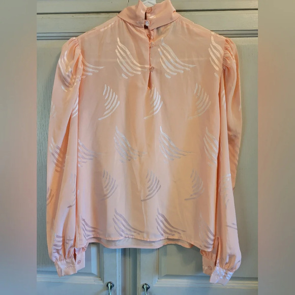 80s Vintage Anna Kriste Peachy Pink Geometric Embossed High Neck Blouse - Picture 2 of 6
